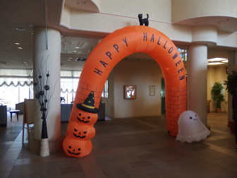 �n���E�B��