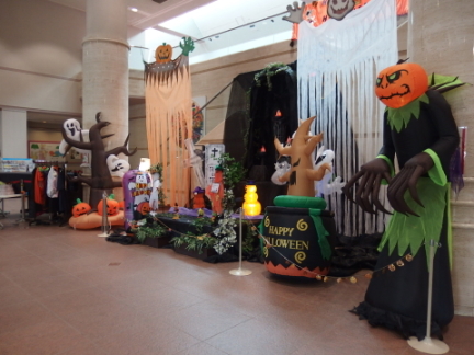 �{�فE�h���ق̃G���g�����X�z�[��